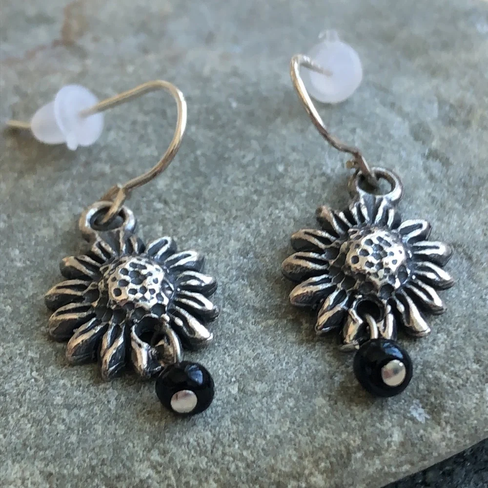 Sunflower Sterling Silver Berry Jewelry Co. Dangle Earrings (E34) - Picture 1 of 15